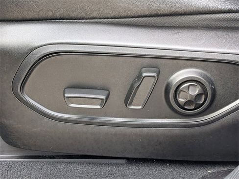 Certified 2023 Jeep Grand Cherokee Altitude image 21