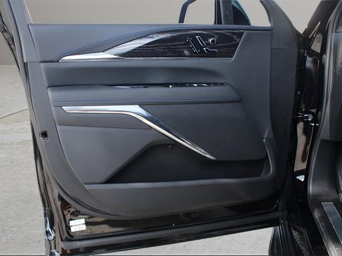 New 2025 Cadillac Escalade IQ Sport 1 w/ Smart Trailering package image 10