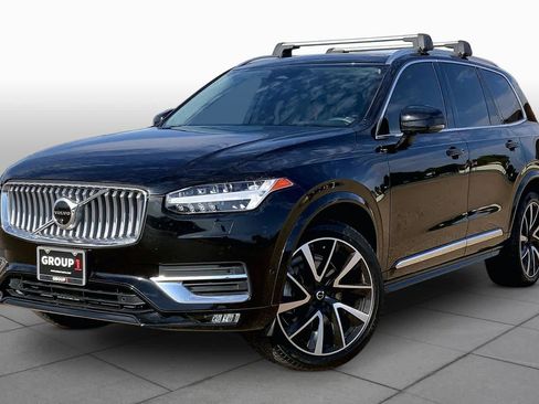 Used 2023 Volvo XC90 B6 Plus w/ Protection Package Premier AWD/4WD image 1