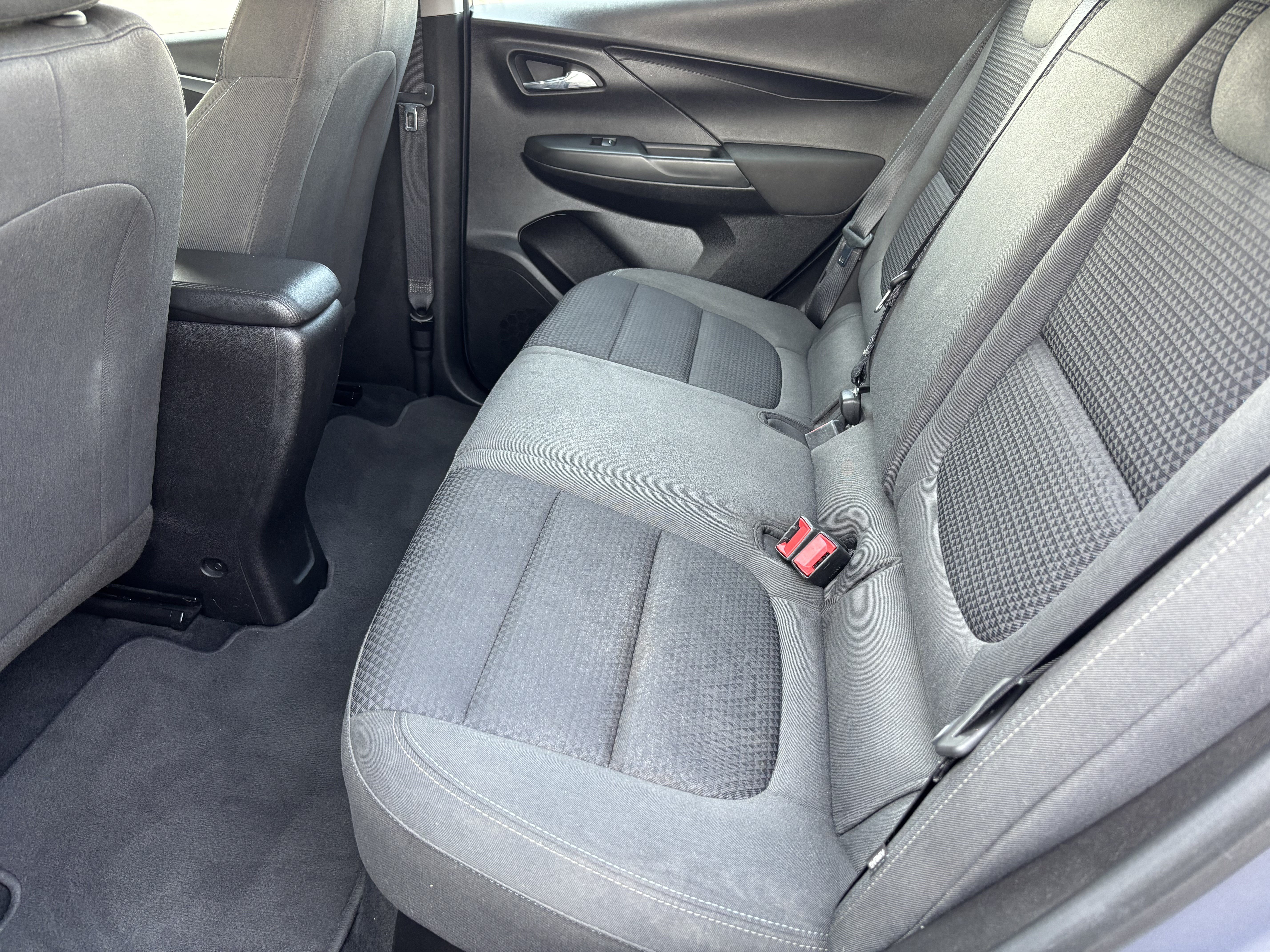 Used 2023 Chevrolet Bolt LT FWD image 22