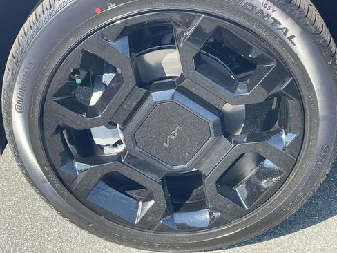 New 2026 Kia Sorento SX image 9