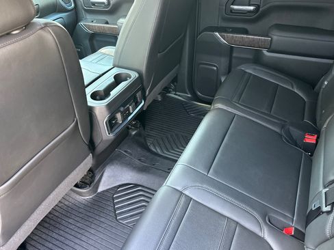 Used 2021 GMC Sierra 1500 Denali w/ Denali Premium Package AWD/4WD image 11