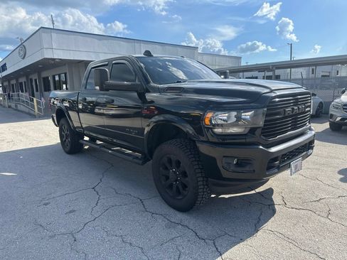 Used 2020 RAM 2500 Big Horn w/ Level 2 Equipment Group AWD/4WD image 1