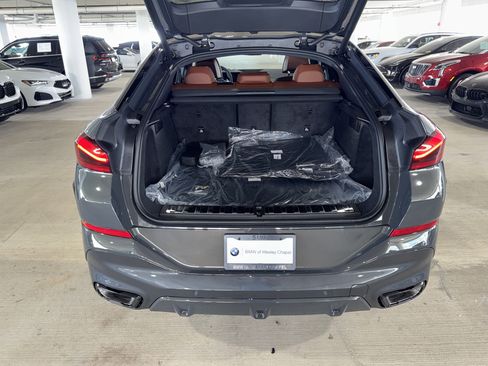 New 2026 BMW X6 xDrive40i w/ Executive Package image 12