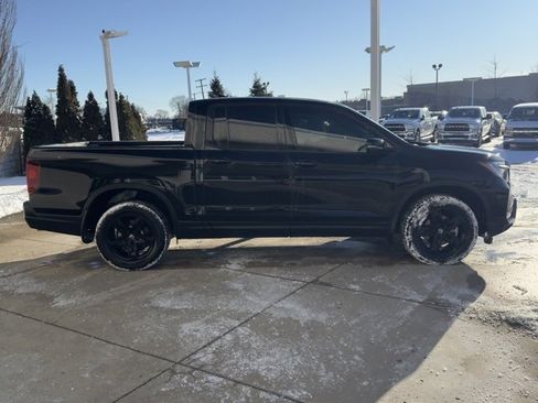 Certified 2023 Honda Ridgeline Black Edition image 2