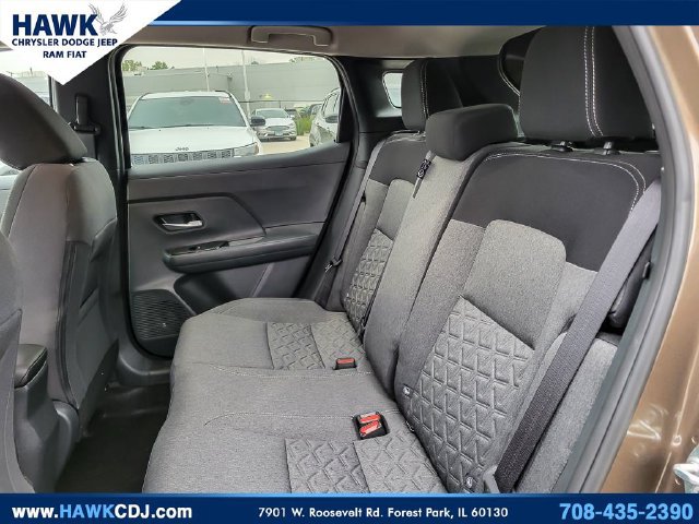 Used 2026 Nissan Kicks SV FWD image 10