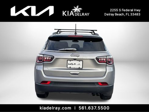 Used 2020 Jeep Compass Limited image 4