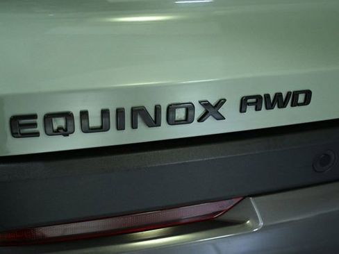 Used 2025 Chevrolet Equinox ACTIV w/ Safety and Technology Package image 12