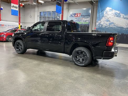 New 2025 RAM 1500 Big Horn w/ Night Edition image 3
