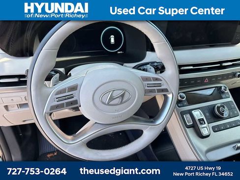 Used 2025 Hyundai Palisade Calligraphy image 11