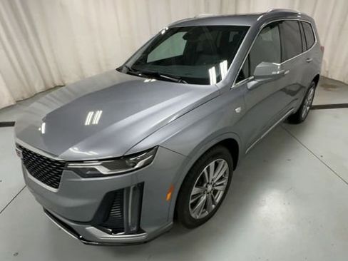 Certified 2023 Cadillac XT6 Premium Luxury w/ LPO, Floor Liner Package AWD/4WD image 4