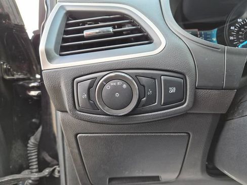 Used 2022 Ford Edge SEL AWD/4WD image 18