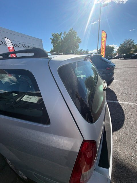 Used 2003 Ford Focus SE FWD image 10
