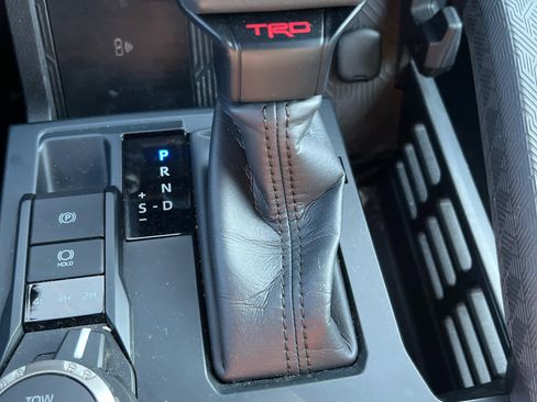 Used 2024 Toyota Tacoma TRD Sport w/ TRD Sport Premium Package image 8