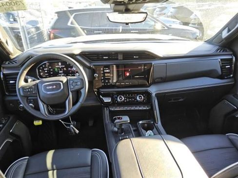 Used 2026 GMC Sierra 1500 AT4X w/ AT4X AEV Edition image 4