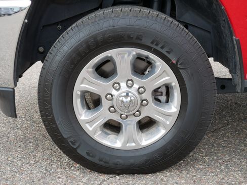 Used 2024 RAM 2500 Big Horn w/ Bed Utility Group image 15