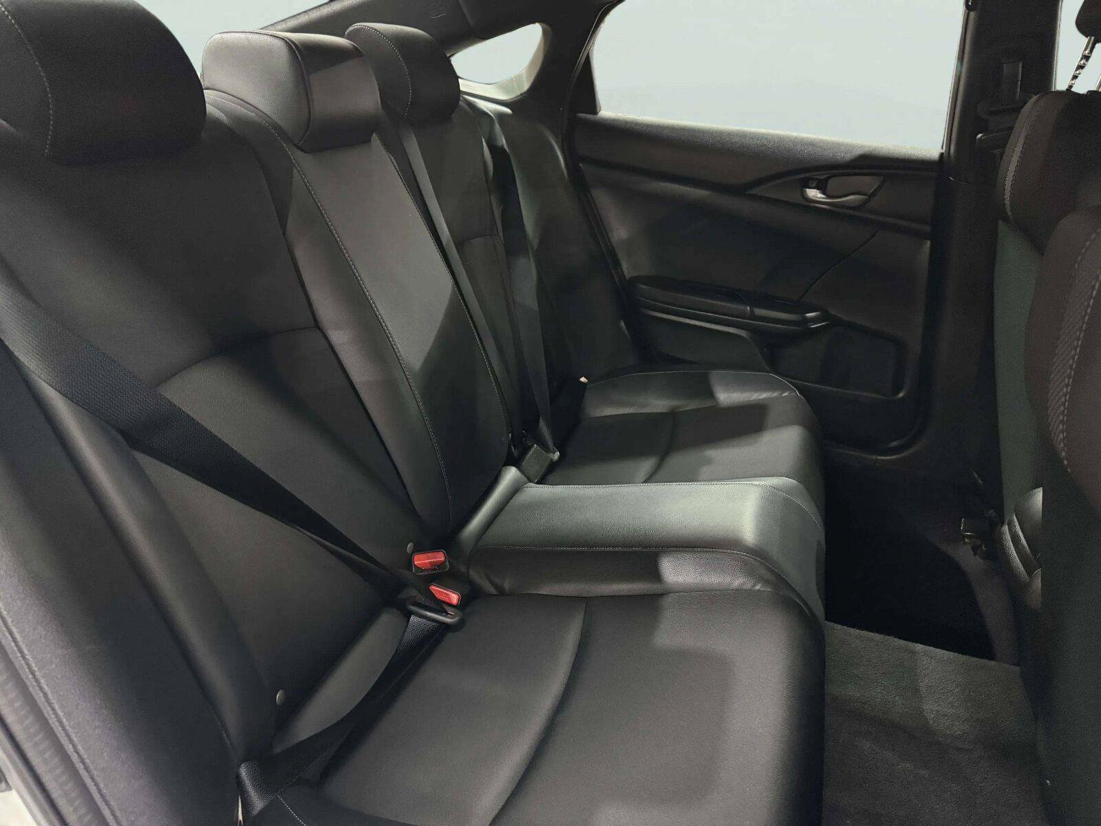 Used 2020 Honda Civic Sport image 31