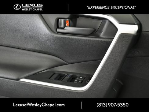 Used 2021 Toyota RAV4 LE image 33