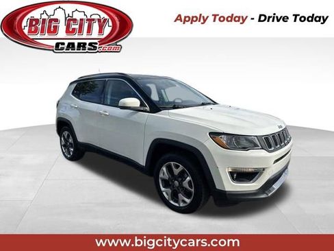 Used 2018 Jeep Compass Limited AWD/4WD image 1