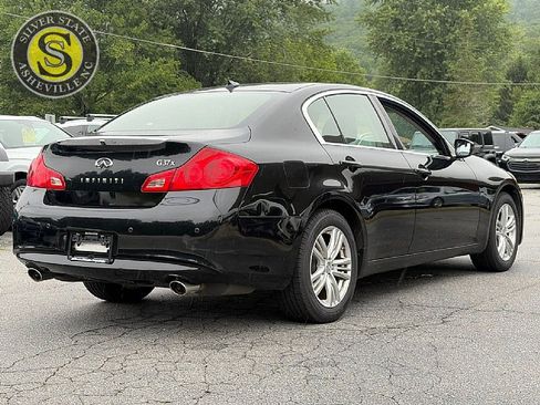 Used 2012 INFINITI G37 x Sedan w/ Premium Pkg AWD/4WD image 6