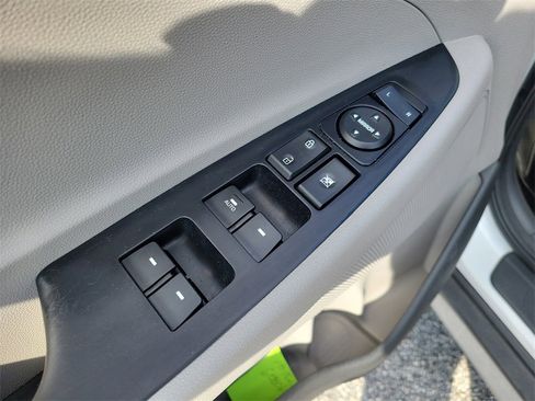 Used 2018 Hyundai Tucson SEL image 15