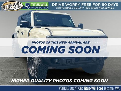 Used 2025 Ford Bronco Badlands AWD/4WD image 1