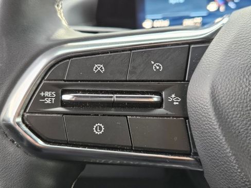 Used 2026 Chevrolet Traverse LT AWD/4WD image 17