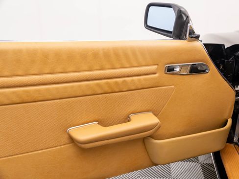 Used 1987 Mercedes-Benz 560 SL image 12