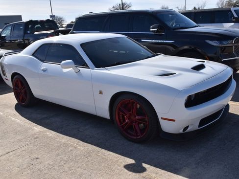 Used 2022 Dodge Challenger R/T Scat Pack w/ Plus Package image 4