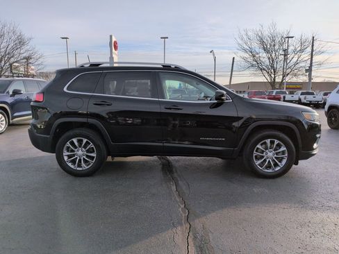 Used 2020 Jeep Cherokee Latitude Plus w/ Comfort/Convenience Group image 6