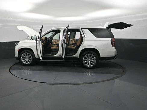 Used 2021 Chevrolet Tahoe Premier AWD/4WD image 59