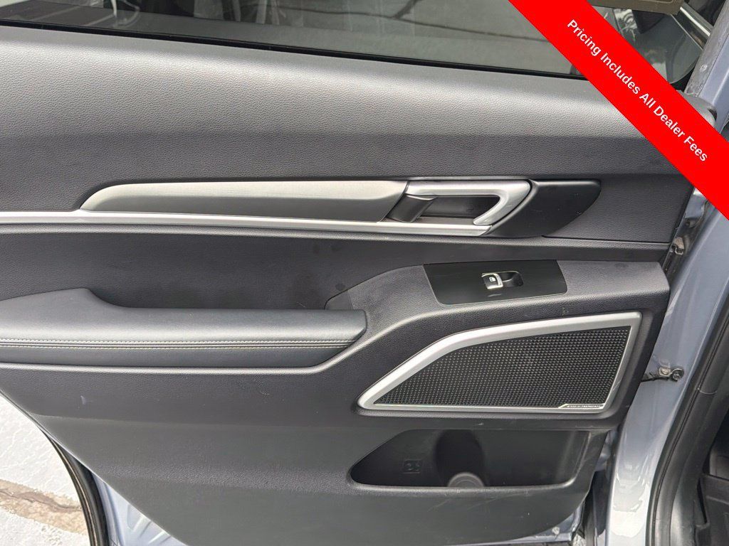 Used 2021 Kia Telluride S AWD/4WD image 37