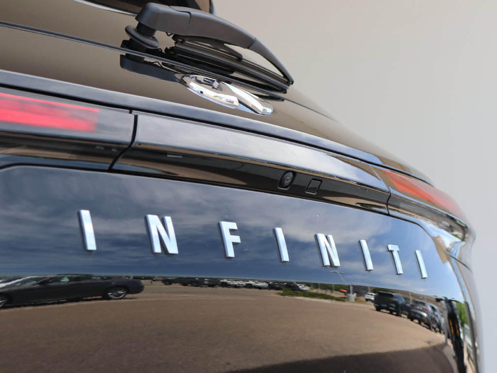 Used 2025 INFINITI QX60 Pure AWD/4WD image 42
