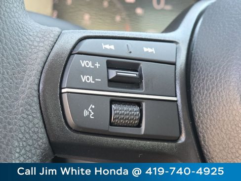 Used 2025 Honda Accord LX image 28