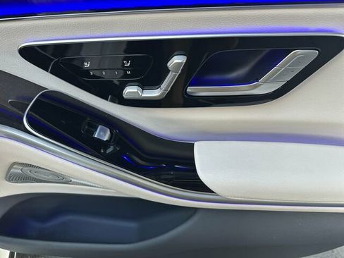 Certified 2023 Mercedes-Benz S 500 4MATIC image 21