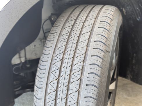 Used 2023 Volkswagen ID.4 2WD image 35