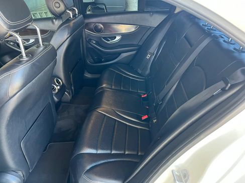 Used 2015 Mercedes-Benz C 300 Sedan image 10