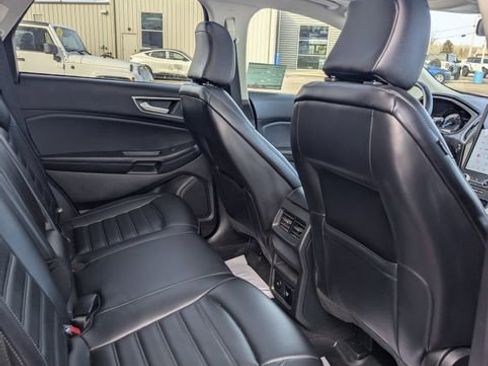 Certified 2024 Ford Edge SEL w/ Convenience Package AWD/4WD image 15