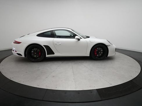 Used 2019 Porsche 911 Carrera GTS RWD image 4
