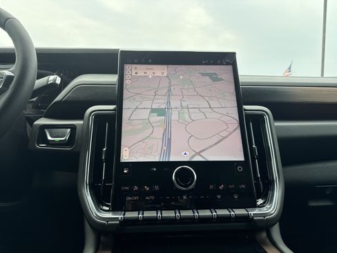 New 2026 GMC Yukon Denali AWD/4WD image 25