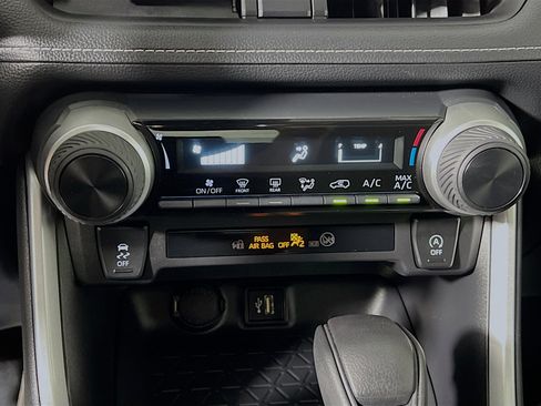 Used 2025 Toyota RAV4 LE image 25