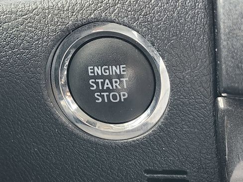 Used 2022 Toyota 4Runner TRD Off-Road image 25