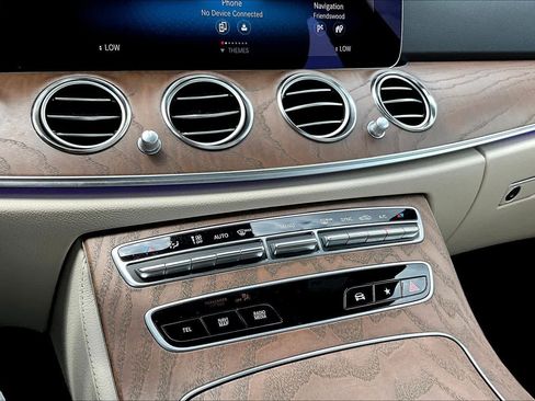 Used 2023 Mercedes-Benz E 350 Sedan image 35