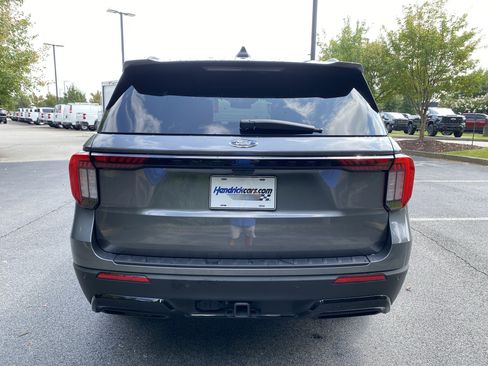 Used 2025 Ford Explorer ST-Line w/ Premium Package RWD image 8