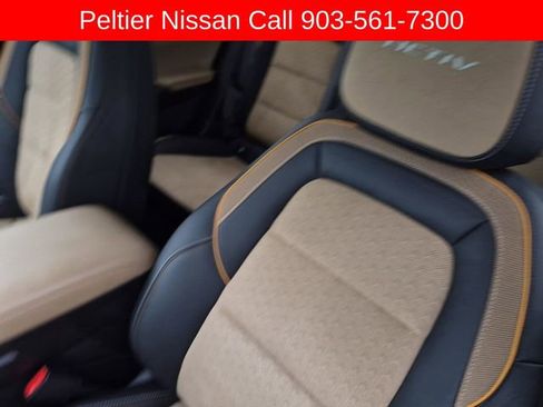 Used 2025 Chevrolet Equinox ACTIV w/ Safety and Technology Package FWD image 21