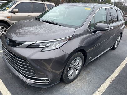 Used 2021 Toyota Sienna Limited