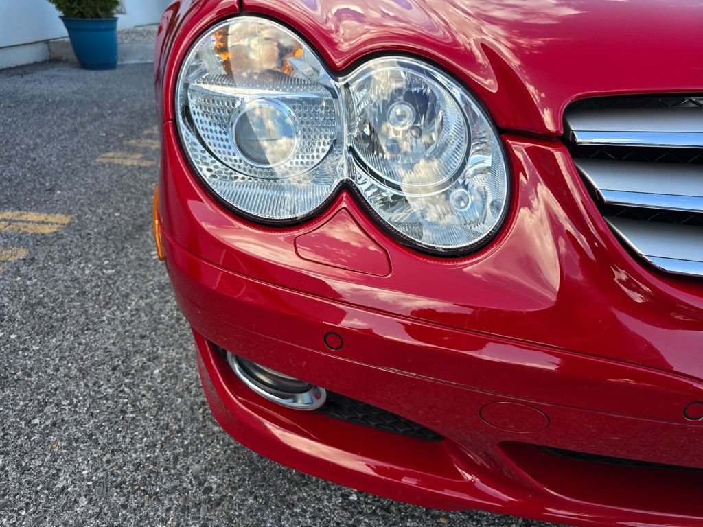 Used 2007 Mercedes-Benz SL 550 image 32