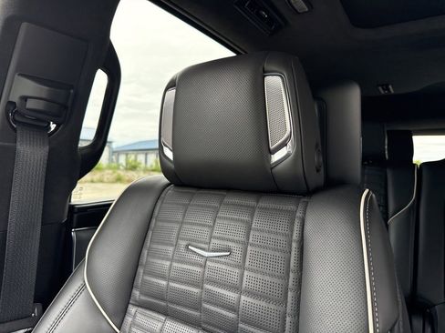 Used 2023 Cadillac Escalade Sport Platinum AWD/4WD image 23