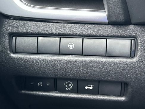 New 2026 Nissan Rogue SV FWD image 27