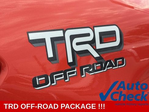 Used 2024 Toyota Tacoma TRD Off-Road AWD/4WD image 13